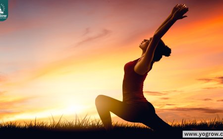 Sunrise Yoga: 8 Simple Asanas for Instant Energy and Calm Every Morning